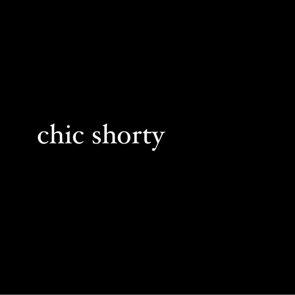Chic Shorty :-) - Picture 1 of 1